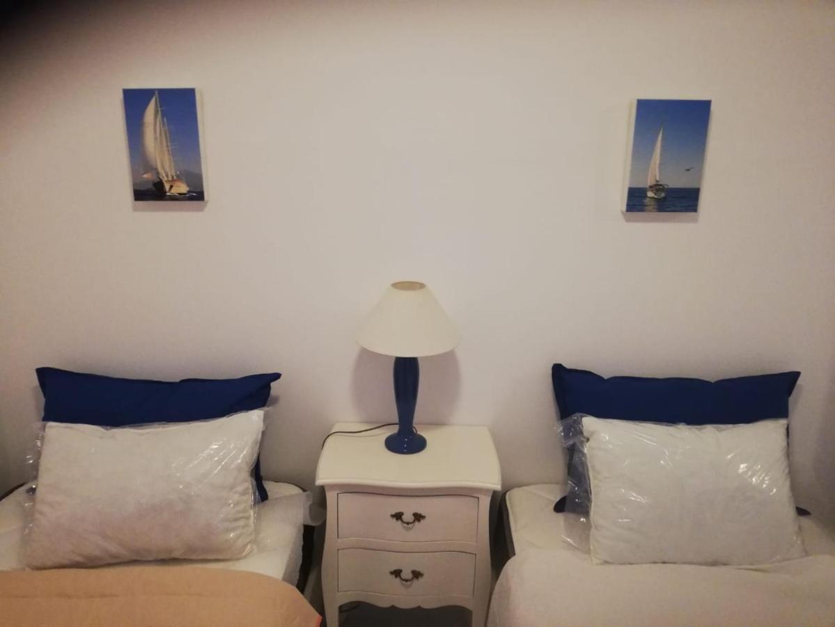 Apartamento Saint Martin Armacao de Pera Ngoại thất bức ảnh
